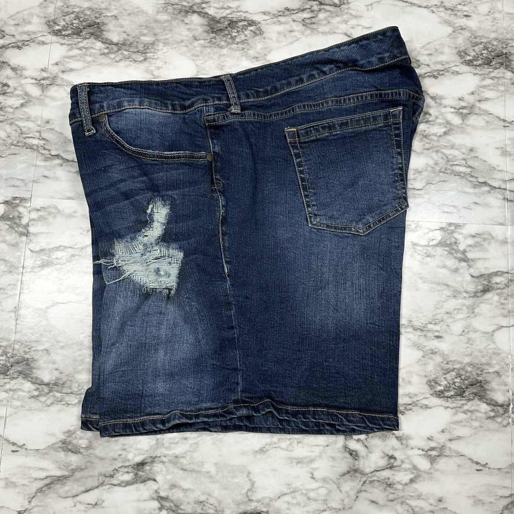 Torrid Denim Distressed Shorts Womens‎ Plus Size 22 Blue Waist 44"x 6.5" Inseam